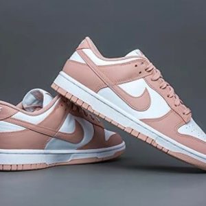 Nikes SB dunk peach
