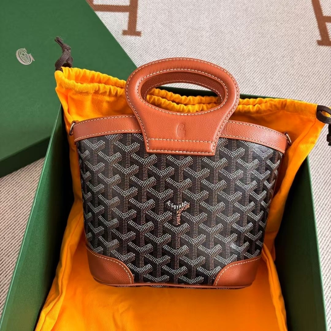 Goyarde Beluga Mini Bag