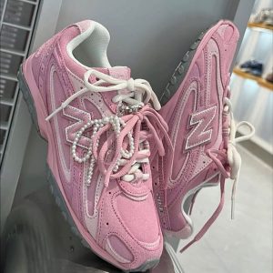 NEW BALANCES 204L PASTEL PINK