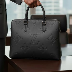 LOUISE VUITTONS LAPTOP BAG