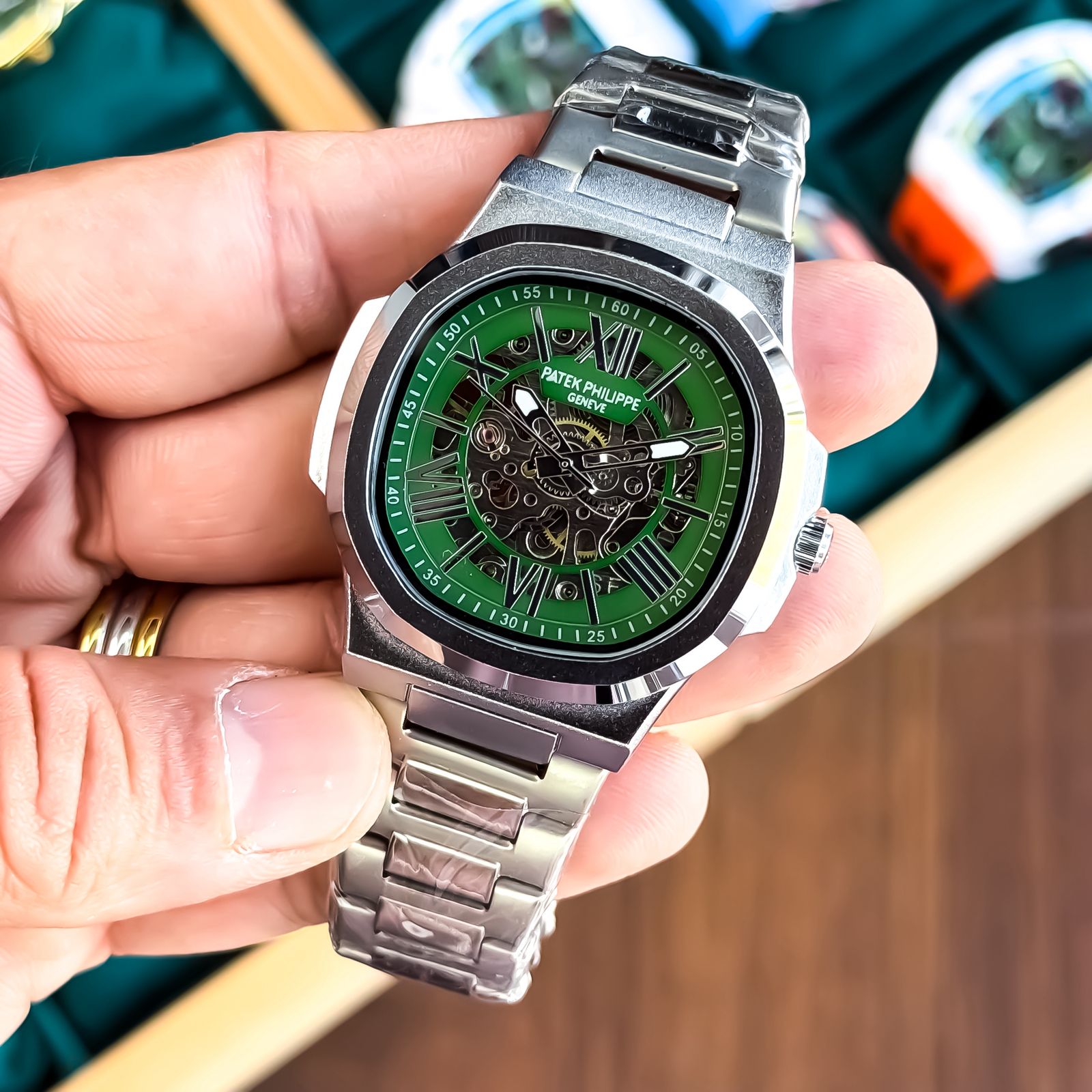 PATEKE AUTO SILVER GREEN