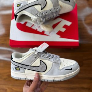 Nikes SB DUNKS. 2026.