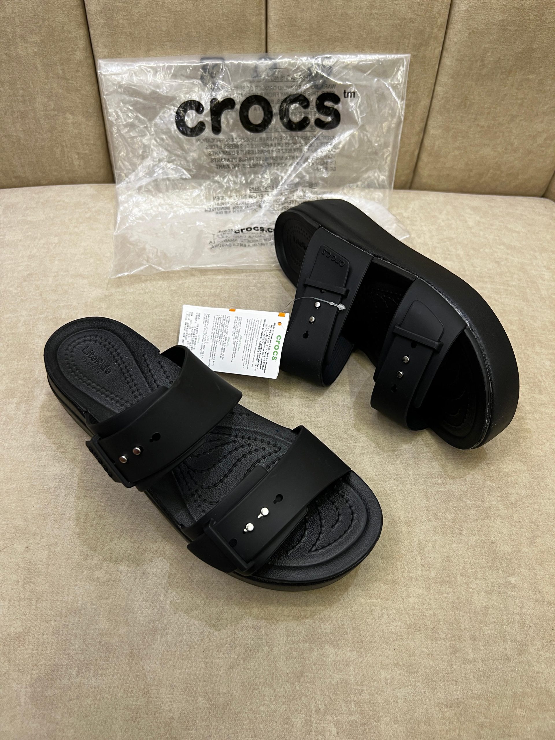 CROCSE- Sandals
