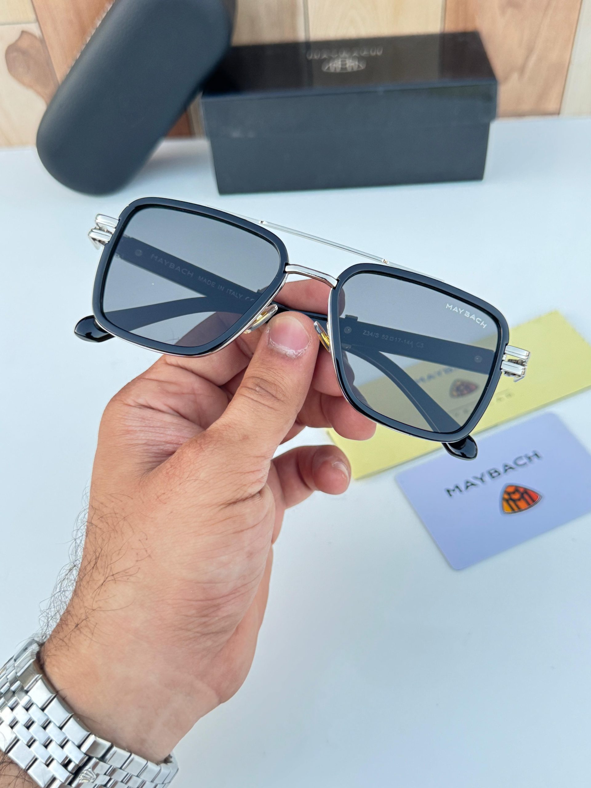 *Maybachs Z34 silver black