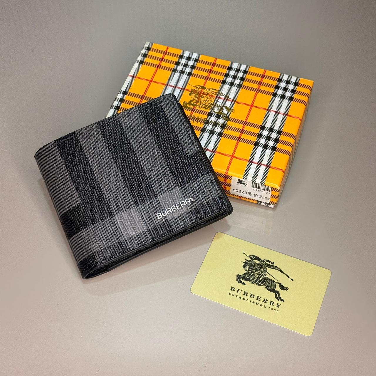 Burberrys Printed wallet 008