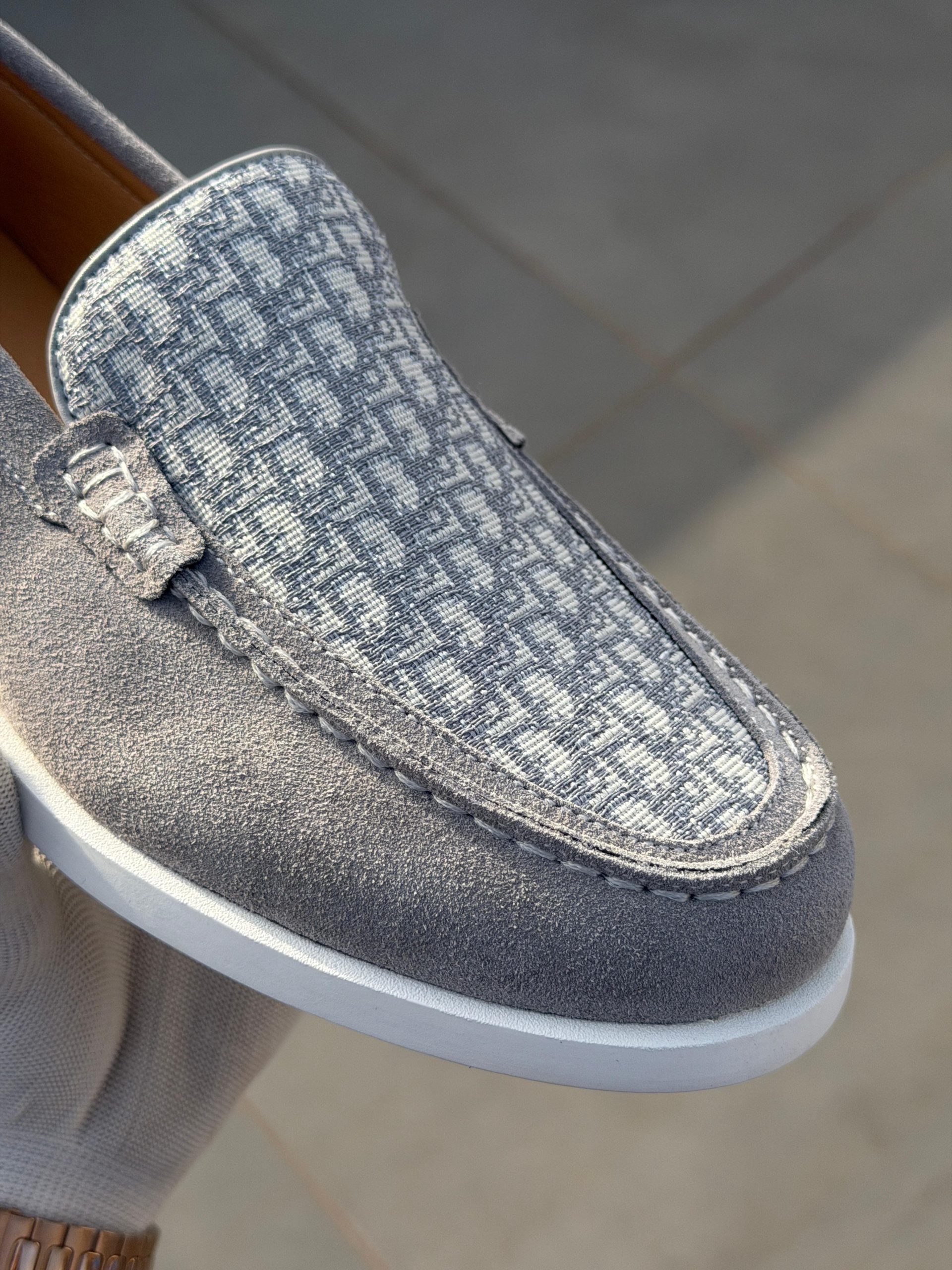 Diore Premium Suede Loffer