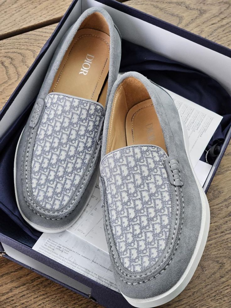 Diore Premium Suede Loffer