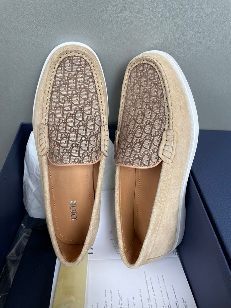 Diore Premium Suede Loffer