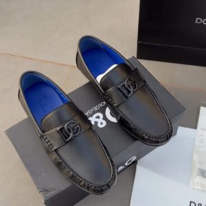 *1st Time in india????* *DOLCES & GABBANASLEATHER LOAFER BLACK