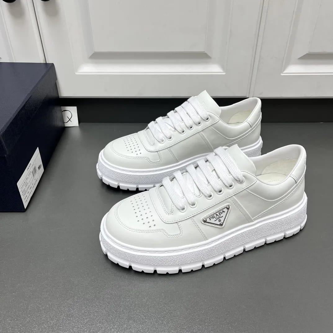 *PRADA DOWNTOWN* SIZE *40-41-42-43-44-45* *TOP QUALITY* *WITH PRADAS ORIGINAL BOX* *SHOWROOM ARTICLE* *NEXT TO ORIGINAL* *PRICE - 3999/-