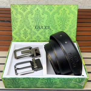 GUCCIS DOUBLE BUCKLE BELT