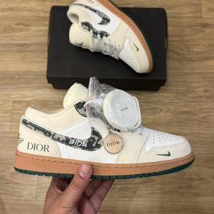 Men's shoes
