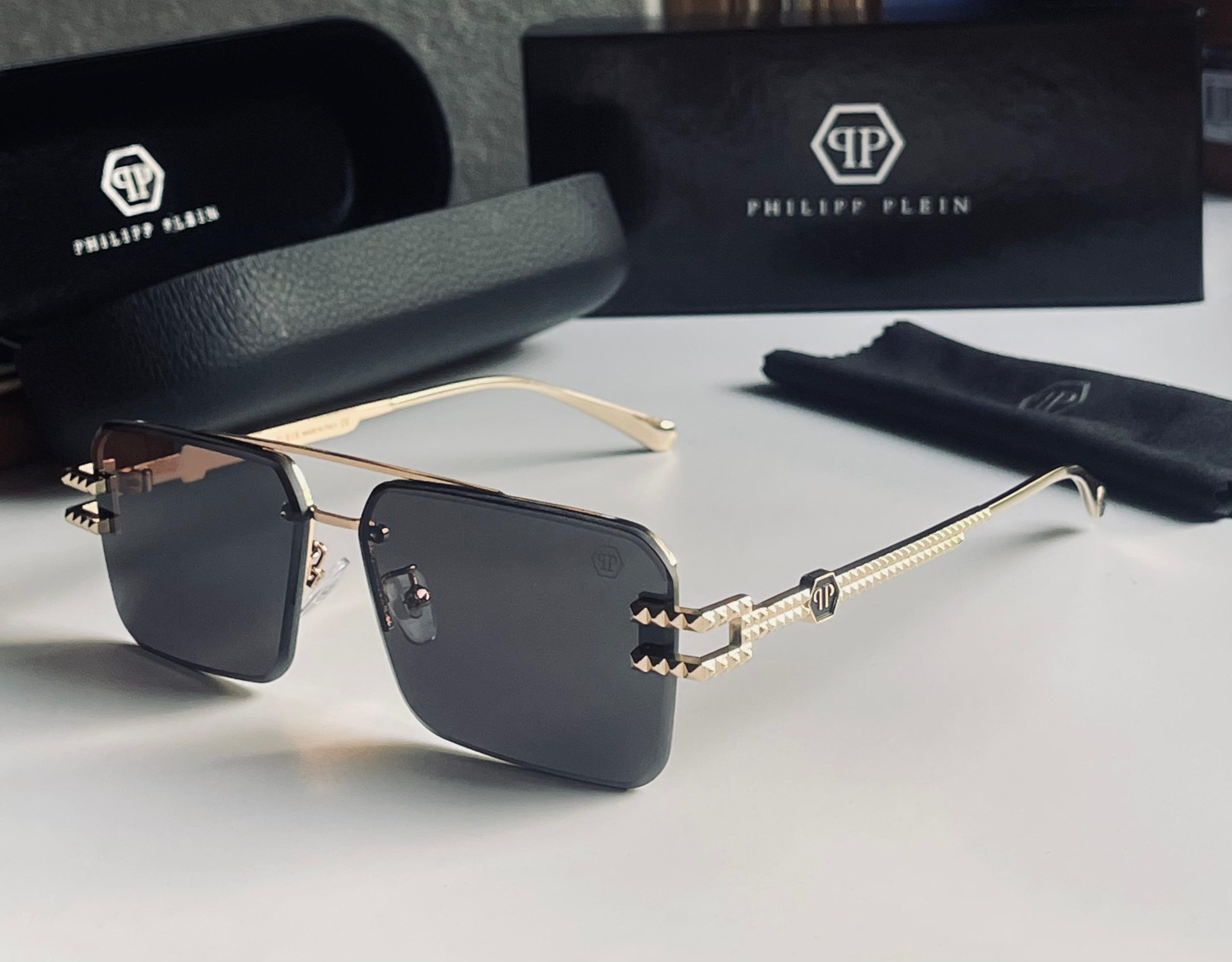 Men's sunglasses
