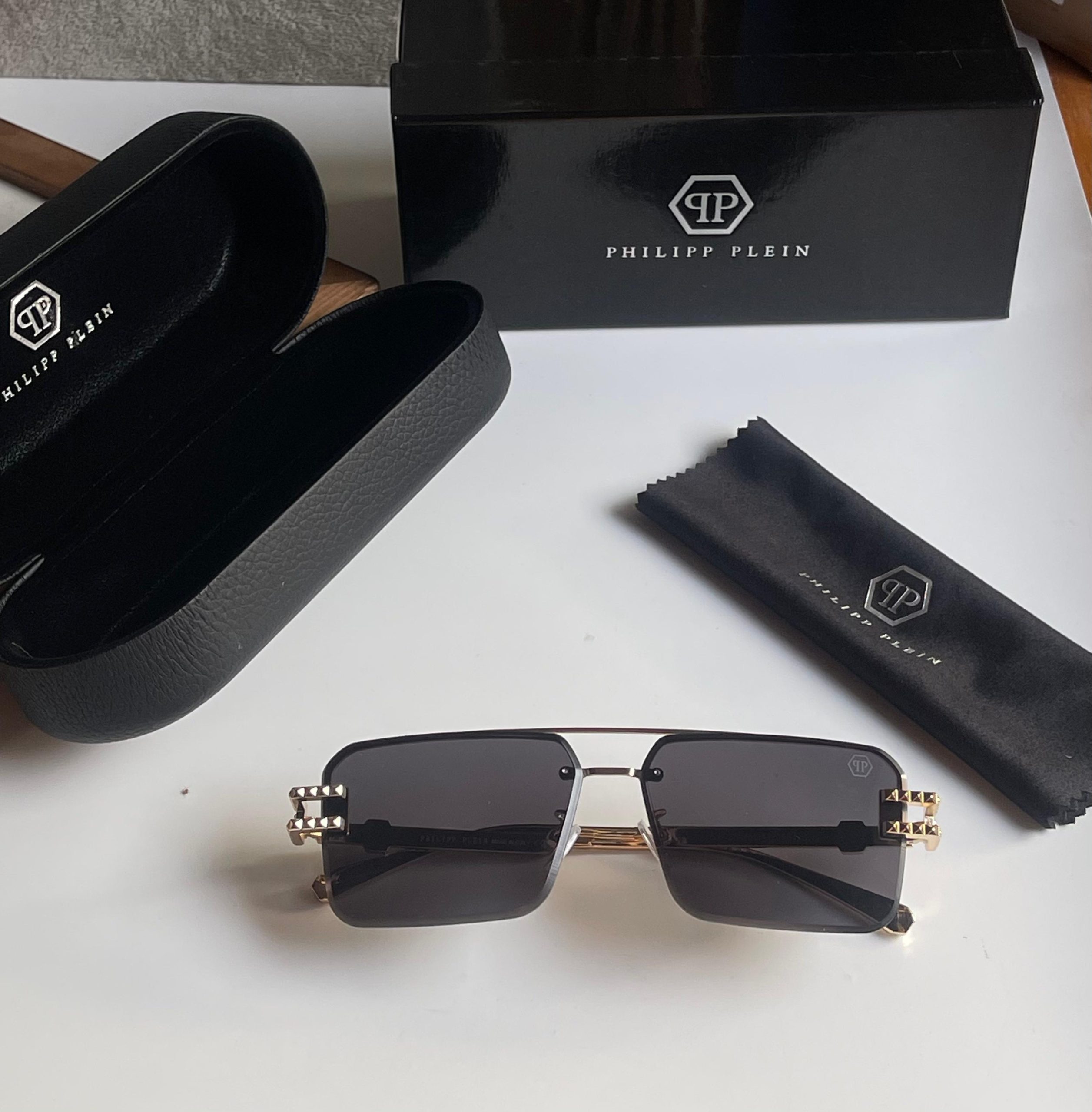 Men's sunglasses