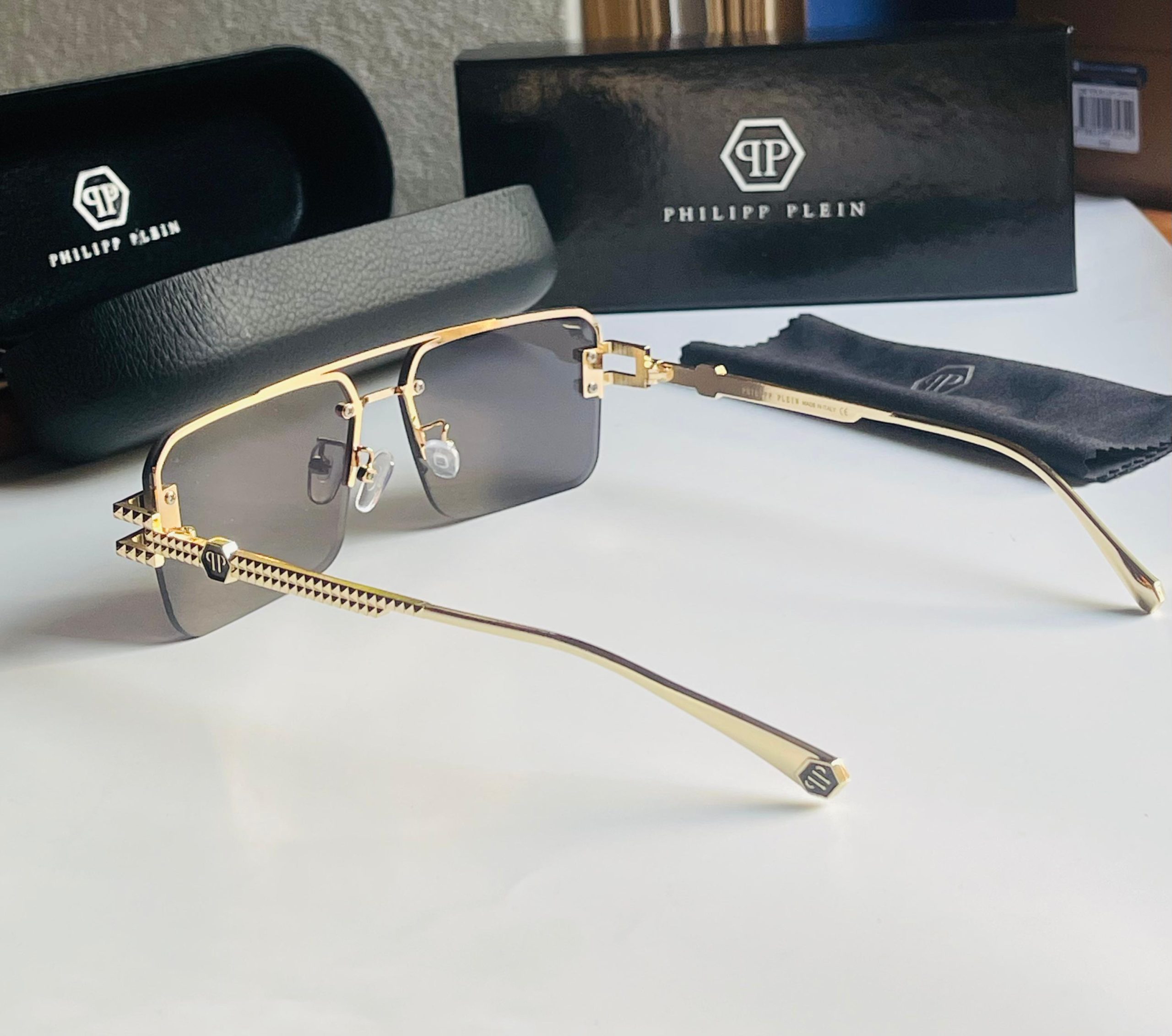Men's sunglasses