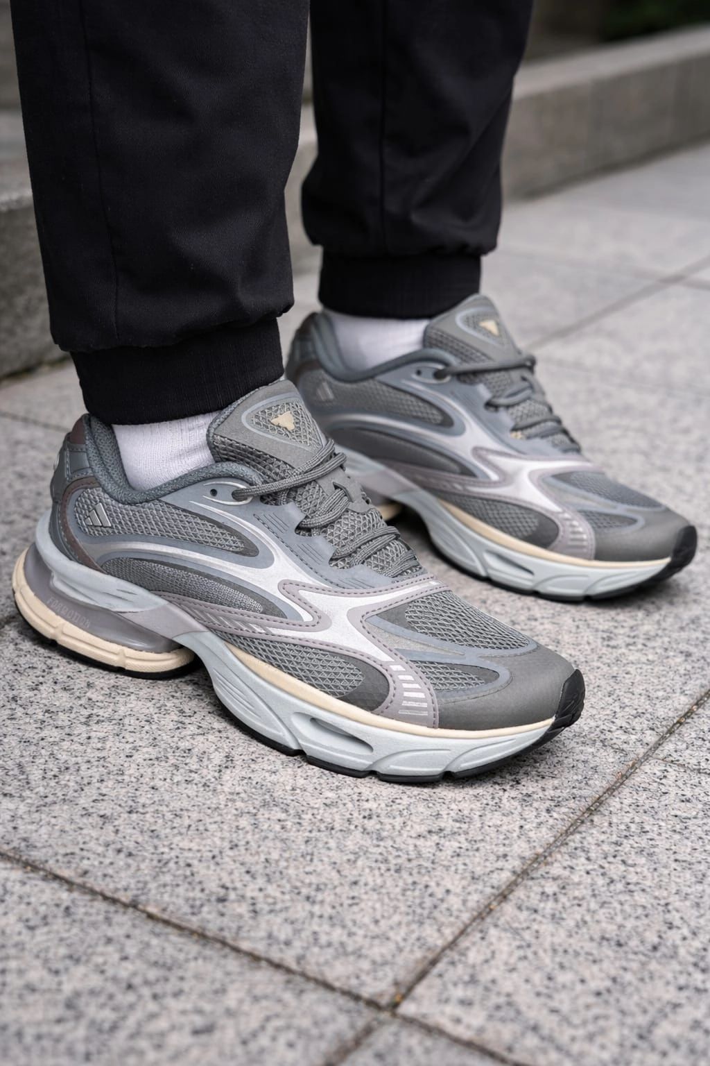 Men's shoes