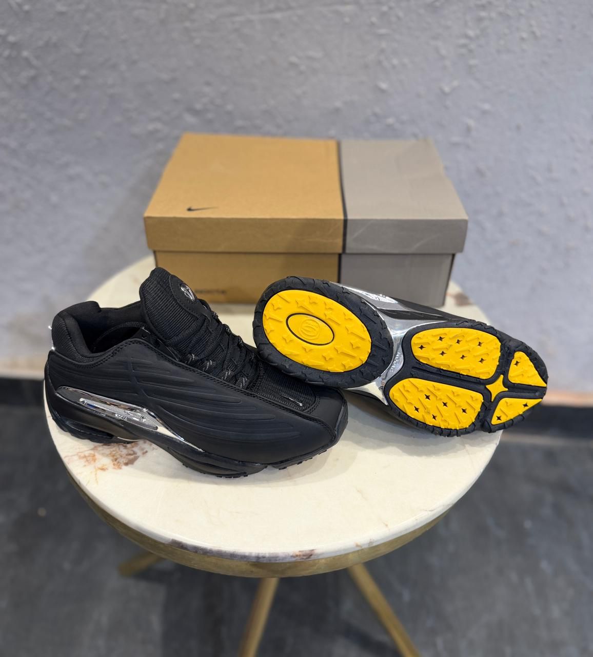 Men's shoes